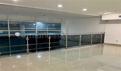 Commercial Property - Local en Crystal Plaza Mall